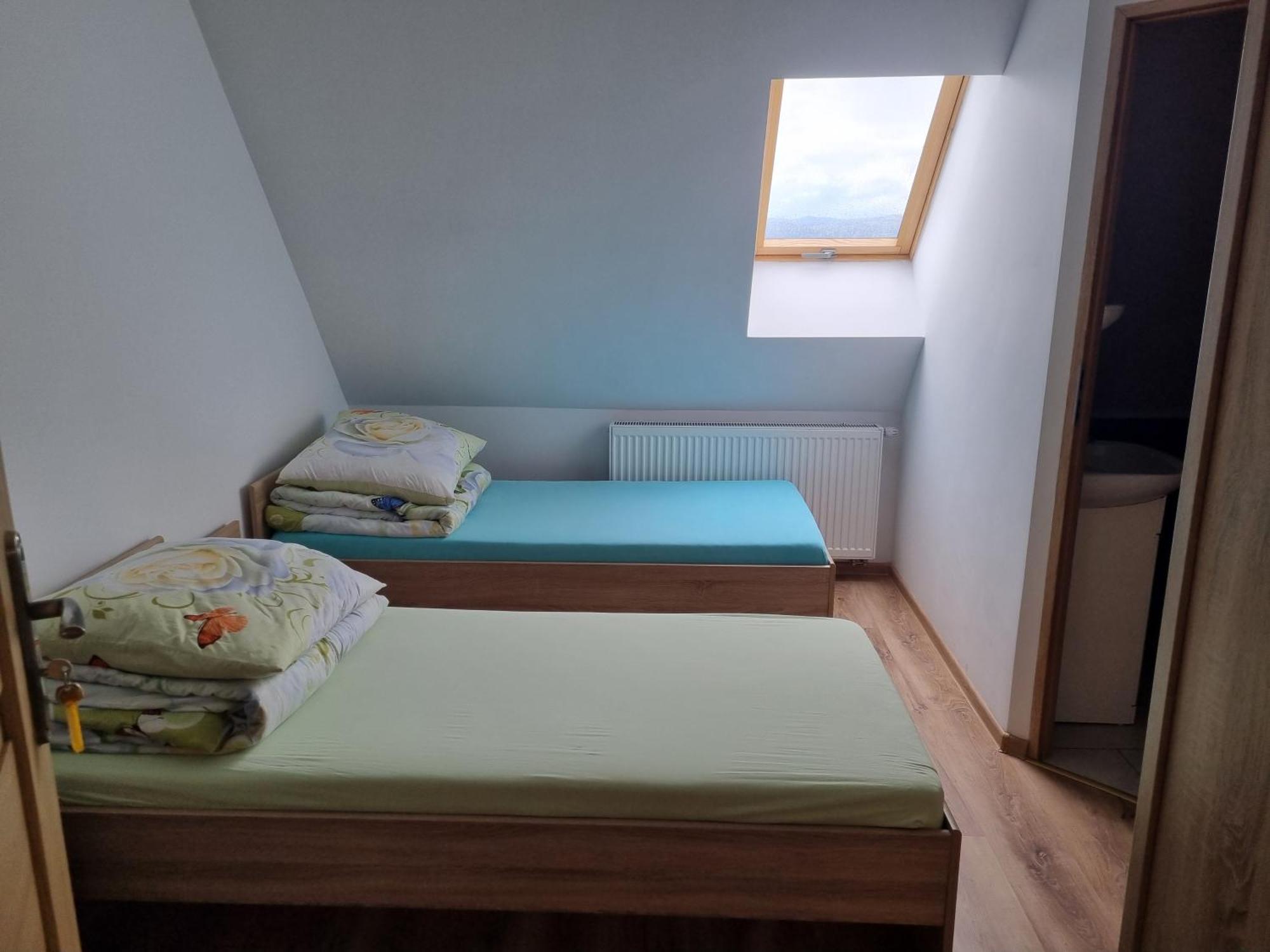 Nad Stawem Farm stay *