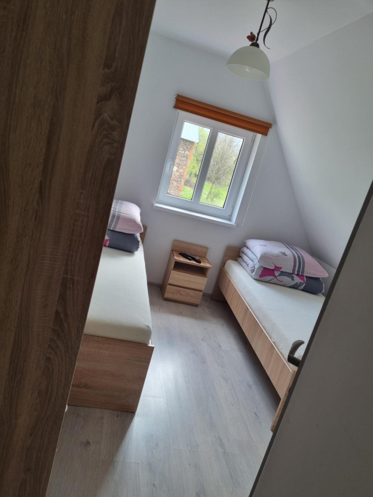 Nad Stawem Farm stay